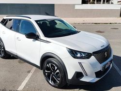 Branco Usado 2022 Peugeot 2008 SUV | € 18.950 (Preço justo)