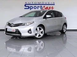 Cinza Usado 2013 Toyota Auris | € 13.750 (Preço justo)