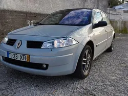 Usado 2004 Renault Mégane II Sedan | € 3.150 (Caro)