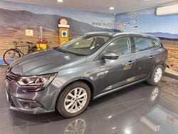 Cinza Usado 2016 Renault Mégane GrandTour Intens Carrinha | € 12.500 (Preço justo)