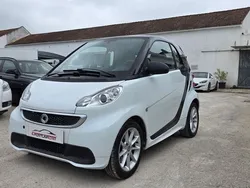 Branco Usado 2012 Smart ForTwo Electric Drive Passion Citadino | € 9.250
