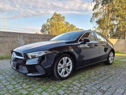 Preto Usado 2019 Mercedes A180 Style Sedan | € 23.800 (Preço justo)