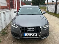 Cinzento Usado 2012 Audi Q3 SUV | € 10.500 (Preço justo)