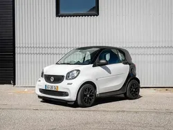 Branco Usado 2017 Smart ForTwo Coupé Coupé | € 7.990 (Preço justo)