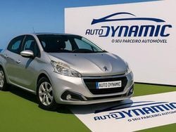 Cinzento Usado 2016 Peugeot 208 Active Citadino | € 8.000 (Bom preço)