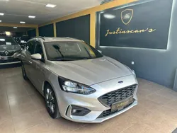 Cinzento Usado 2020 Ford Focus ST-Line Carrinha | € 19.450 (Preço justo)