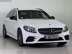 Branco Usado 2019 Mercedes C220 AMG line Sedan | € 27.950 (Bom preço)