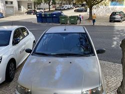 Usado 2001 Fiat Punto Sedan | € 1.000 (Preço justo)