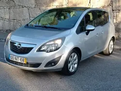 Cinza Usado 2013 Opel Meriva S Monovolume | € 5.990 (Bom preço)