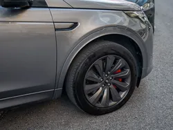 Cinza Usado 2023 Land Rover Discovery 5 S SUV | € 44.900 (Preço justo)