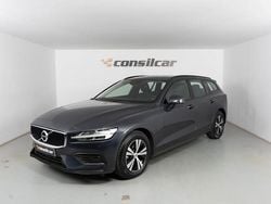 Cinza Usado 2018 Volvo V60 Momentum Carrinha | € 17.980
