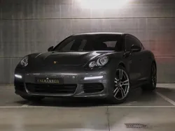 Cinzento Usado 2014 Porsche Panamera Sedan | € 46.990 (Preço elevado)