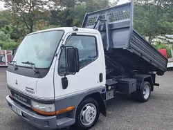 Branco Usado 2005 Mitsubishi Canter | € 22.900