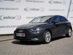 Cinza Usado 2023 Audi A3 Sportback Advanced Citadino | € 25.000 (Preço elevado)