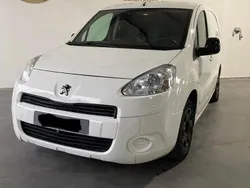Branco Usado 2012 Peugeot Partner Monovolume | € 8.600 (Preço justo)