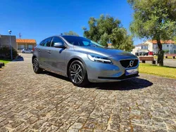 Cinza Usado 2019 Volvo V40 Kinetic Carrinha | € 15.999 (Bom preço)