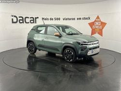 Verde Usado 2024 Dacia Spring Extreme Citadino | € 15.499 (Preço justo)