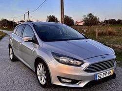 Usado 2015 Ford Focus Titanium Sedan | € 10.500 (Preço justo)