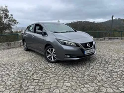 Cinzento Usado 2019 Nissan Leaf Citadino | € 17.900