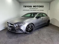 Antracite Usado 2020 Mercedes A200 Progressive | € 25.500 (Preço justo)
