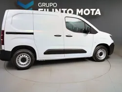 Branco Usado 2022 Peugeot Partner Monovolume | € 15.190 (Preço justo)