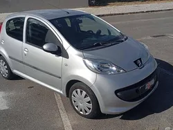 Cinzento Usado 2007 Peugeot 107 Citadino | € 5.250 (Preço justo)