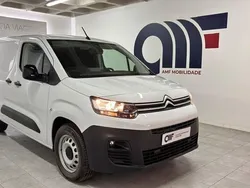 Branco Usado 2023 Citroën e-Berlingo Monovolume | € 29.899
