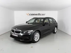 Preto Usado 2021 BMW 330e Luxury Line Carrinha | € 28.980 (Super Preço)