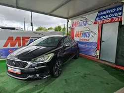 Preto Usado 2015 DS Automobiles DS5 So Chic Citadino | € 9.500 (Preço justo)