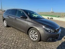 Cinzento Usado 2021 Peugeot 308 Allure Carrinha | € 14.000 (Super Preço)