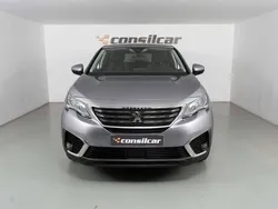 Cinza Usado 2019 Peugeot 5008 Active Monovolume | € 18.890 (Preço justo)