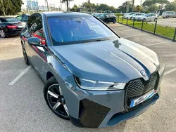 Cinza Usado 2022 BMW iX Performance SUV | € 59.990 (Caro)