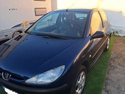 Azul Usado 2002 Peugeot 206 | € 3.000 (Preço justo)