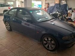 Usado 2001 BMW 316 Compact Citadino | € 4.000