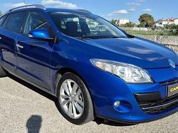 Azul Usado 2011 Renault Mégane III Dynamique Sedan | € 7.250 (Preço justo)