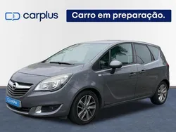 Cinzento Usado 2016 Opel Meriva S Monovolume | € 11.900
