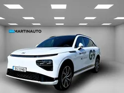 Branco Usado 2025 XPENG G9 AWD Performance SUV | € 69.900