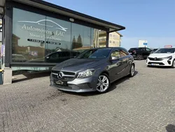 Cinza Usado 2018 Mercedes A180 Urban | € 19.999 (Preço elevado)