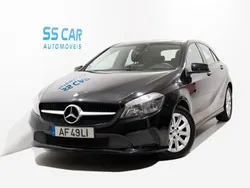 Preto Usado 2016 Mercedes A180 Style Citadino | € 15.890 (Preço justo)