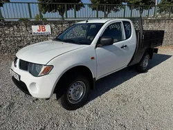 Branco Usado 2009 Mitsubishi L200 Invite Pickup | € 18.450 (Preço justo)