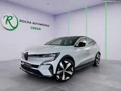 Branco Usado 2023 Renault Mégane Techno SUV | € 33.499 (Super Preço)