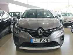 Cinzento Usado 2021 Renault Captur SUV | € 17.000 (Preço justo)
