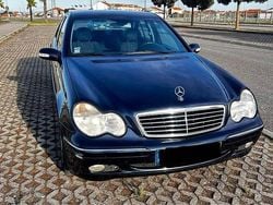Usado 2002 Mercedes C270 Sedan | € 8.990