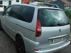 Peugeot 807