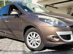 Usado 2009 Renault Scénic III Monovolume | € 4.500 (Preço justo)