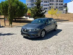 Cinzento Usado 2018 Renault Mégane Coupé Coupé | € 13.990