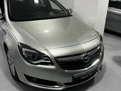 Cinza Usado 2015 Opel Insignia Executive Sedan | € 14.100 (Preço justo)