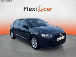 Cinza Usado 2022 Audi A1 Advanced Citadino | € 19.490 (Bom preço)