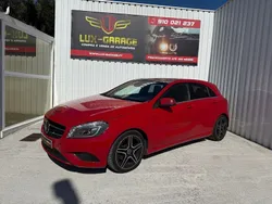 Vermelho Usado 2014 Mercedes A200 AMG line | € 17.500