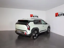 Verde Novo 2025 Kia EV3 4 SUV | € 43.489 (Preço justo)